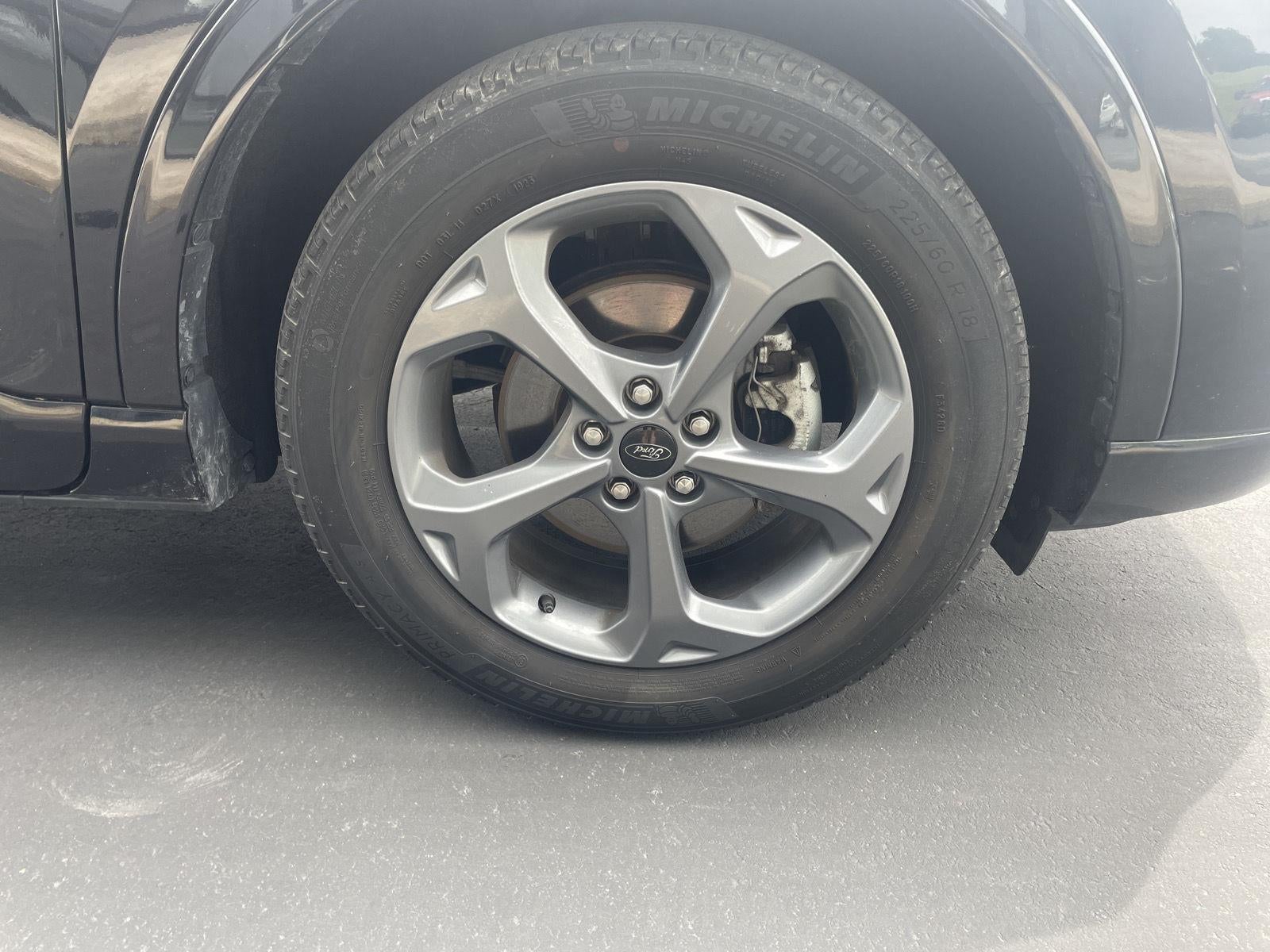 2023 Ford Escape — detail view